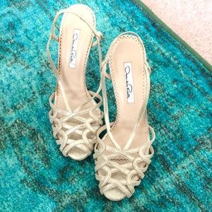 Oscar de la Renta gold tone strappy heels